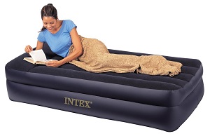 Intex Pillow Rest Raised Air Bed Mattress Twin Size guest bed air mattress ideas for small spaces, dorm room with built-in high-powered pump.